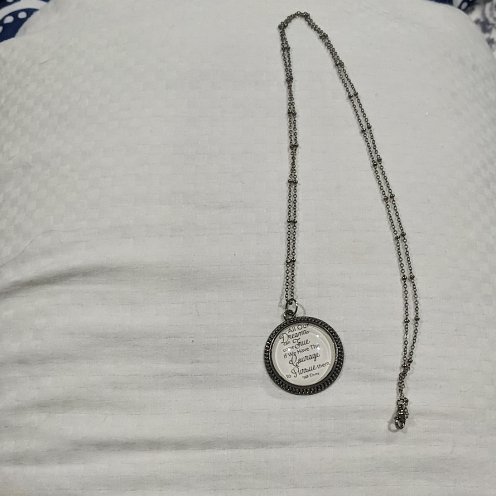 Necklace - Picture 3 of 4